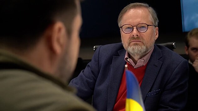 esk premir Petr Fiala se v Kyjev seel s ukrajinskm prezidentem Volodymyrem Zelenskm. Vyjdil mu i jeho zemi podporu v souasn vlce s Ruskem. (15. bezna 2022)