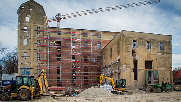 Spole�nost Auboeck stav� des�tky loftov�ch byt� v b�val�m ml�n� brat�� Z�tk� v Bor�ov� nad Vltavou. Rezidence ponese jm�no �itn� ml�n