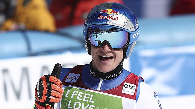 Marco Odermatt se raduje v cli obho slalomu v Kranjsk Goe.
