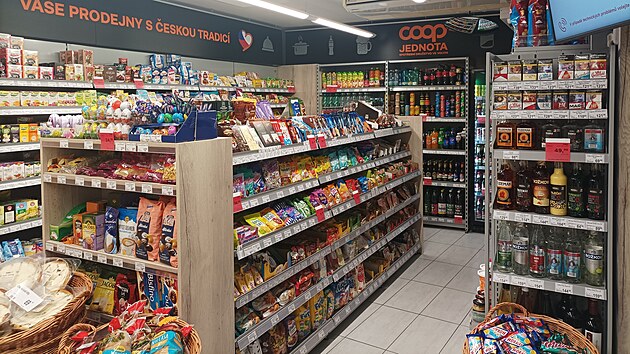 COOP otevřel první automatizovaný obchod. Noční nákupy se obejdou bez  obsluhy - iDNES.cz