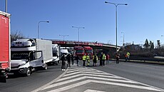 Autodopravci na protest proti drahým palivům zablokovali na různých místech... | na serveru Lidovky.cz | aktuální zprávy