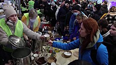 Uprchlíci z Ukrajiny pijeli do Varavy