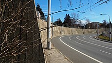 Op�rná ze� na stadionem Bazaly ve Slezské Ostrav� se zaskví malbami vze�lými z...