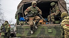 Voják proruských ozbrojených sil Doněcké lidové republiky ve vesnici Rybyns'ke,... | na serveru Lidovky.cz | aktuální zprávy