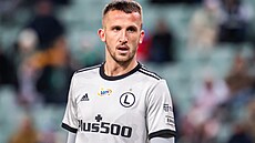 Tomá� Pekhart v dresu Legie Var�ava.