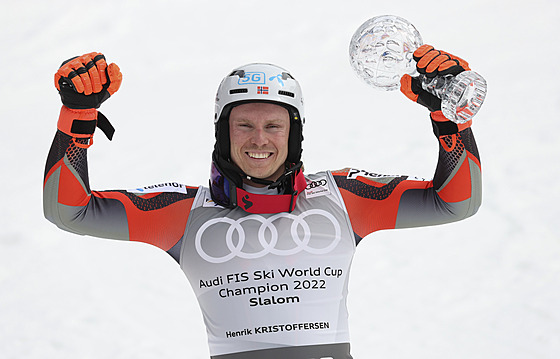 Henrik Kristoffersen s kiálovým glóbem za slalom