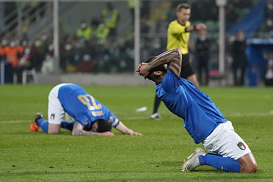 ITALSKÉ ZKLAMÁNÍ. Reakce fotbalist po vyazení v barái o mistrovství svta.