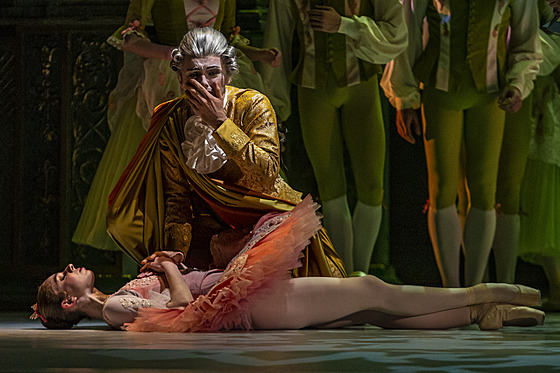 Zábr z nastudování ajkovského baletu Spící krasavice v Národním divadle