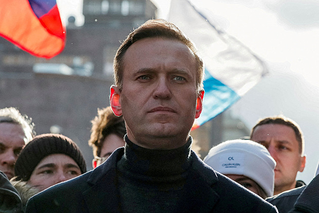 Jste zrádci a vrazi ruského lidu, shoříte v pekle, rozhorlil se Navalnyj