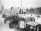 Sestelený sovtský dálkový bombardér DB-3 na pepravníku