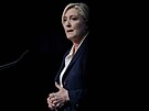 Kandidátka Národního sdruení Marine Le Penová ped francouzskými...