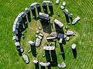 Stonehenge je komplex menhir a kamenných kruh, nacházející se na Salisburské...