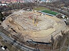 Stavba multifunkčního fotbalového stadionu v Hradci Králové, březen 2022