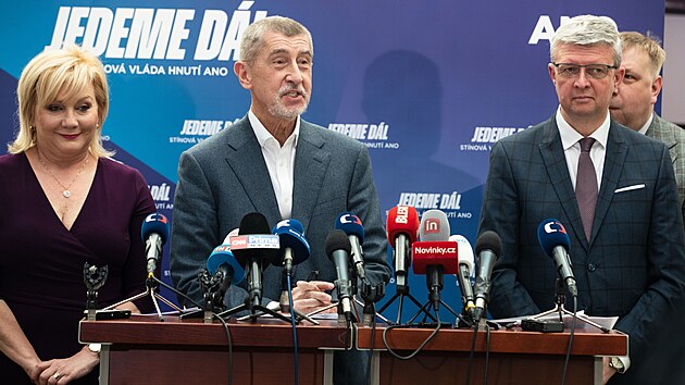 Tisková konference stínové vlády hnutí ANO. Na snímku Andrej Babiš (ANO). (24. března 2022)