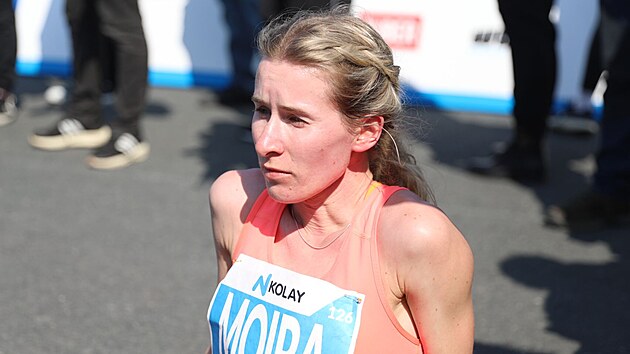 esk bkyn Moira Stewartov v cli plmaratonu v Istanbulu, na nm pekonala esk rekord.