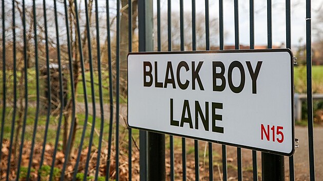londn ulice black boy lane cedule