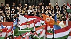 Budape. Pochod píznivc premiéra Viktora Orbána pi píleitosti výroí...