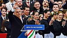 Ma�arský premiér Viktor Orbán na pochodu p�i p�íle�itosti výro�í...