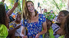 Vévodkyn z Cambridge Kate Middleton se v beznu 2022 spolu s manelem...