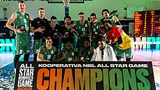 Utkání hv�zd mu�ské basketbalové ligy vyhrál výb�r Sv�ta.