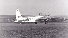 Bombardér Wellington KX-E Z 8866. S tímto typem letadla létal i Záb�e�an Arno�t...