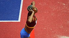 Reakce venezuelské trojskokanky Yulimar Rojasové na zdailý skok bhem finále...