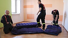 P�íprava ubytovny pro uprchlíky v objektu bývalého internátu st�ední...
