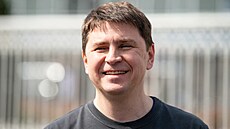 Poradce ukrajinského prezidenta Volodymyra Zelenského Mychajlo Podoljak (29....