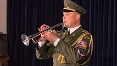 Trumpetista Michal Damborský je aktuáln� jediným neamerickým �lenem big bandu...