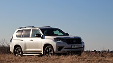 Toyota Land Cruiser, v jarním slunci na Kivoklátsku vynikly milé oblé hrany...