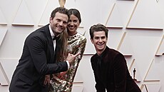 Jamie Dornan, Amelia Warnerová a Andrew Garfield na udlování Oscar (Los...