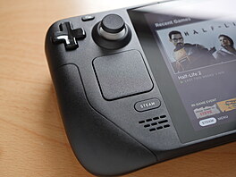 P�enosné herní PC Steam Deck