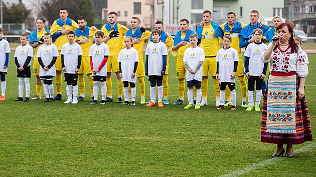 Zpas FC Hradec Krlov B proti ytomyru na hradeckm stadionu Bavlna. (30. 3. 2022)