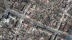 Nové satelitní snímky ukazují zkázu v Mariupolu. (29. března 2022)