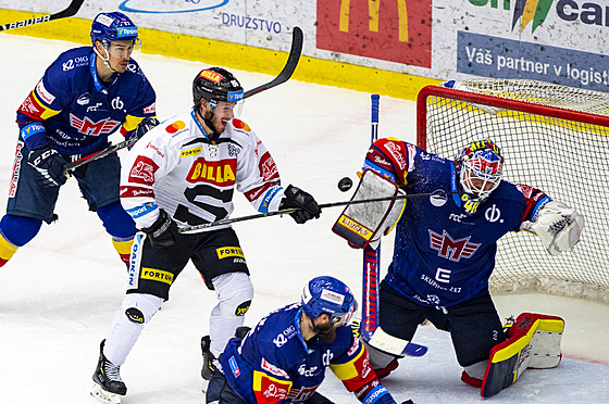 tvrtý zápas semifinále play off hokejové extraligy: HC Motor eské Budjovice...