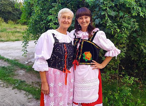 Oksana ernij a její maminka, která je dnes také v esku.