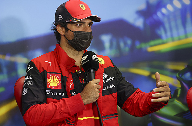 Ferrari sází na stabilitu, další dvouletou smlouvu dostal Sainz
