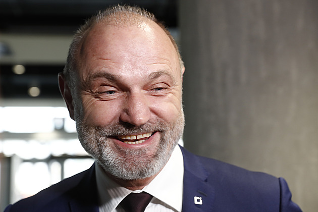 Aprílové taškařice z TOP 09 a zabiják Ivan Langer