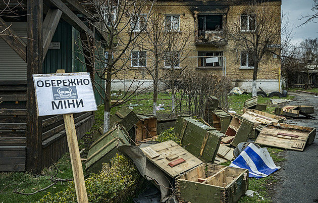 Stahující se Rusové nechávají na ukrajinských územích smrtonosné miny
