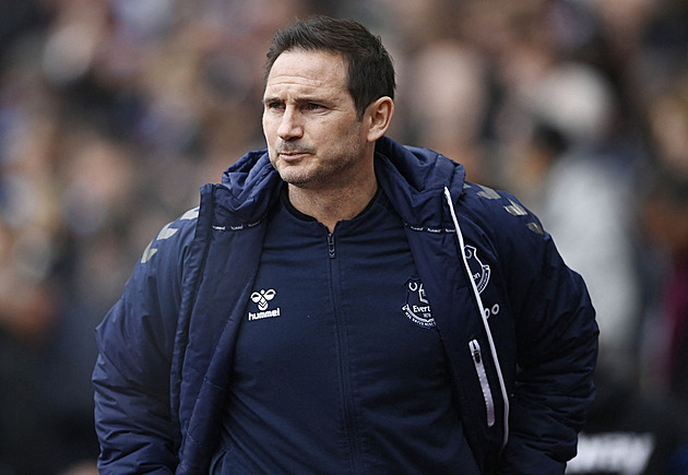 Trenér Lampard byl po necelém roce odvolán od fotbalistů Evertonu