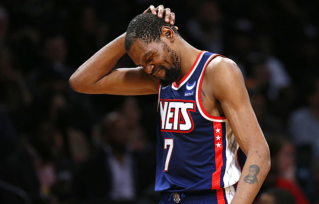 Basketbalista Durant navzdory sporům zůstane v týmu Brooklyn Nets