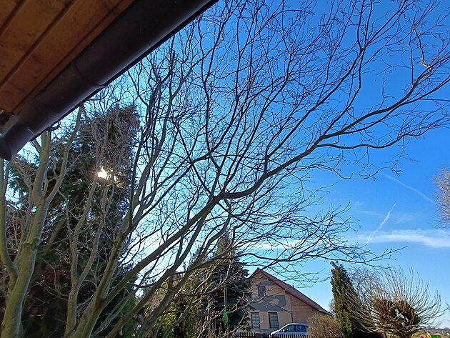 Fotografie po��zen� smartphonem Realme 9 Pro+