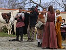 Tvrci pohádky Princezna zakletá v ase natáeli na hrad Bouzov na Olomoucku....