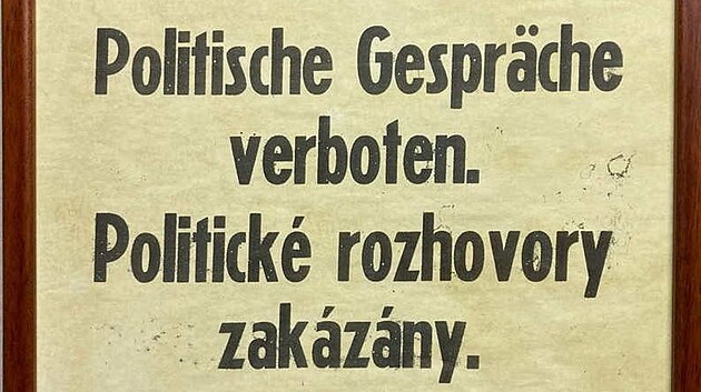 Hospodská cedule z dob okupace.