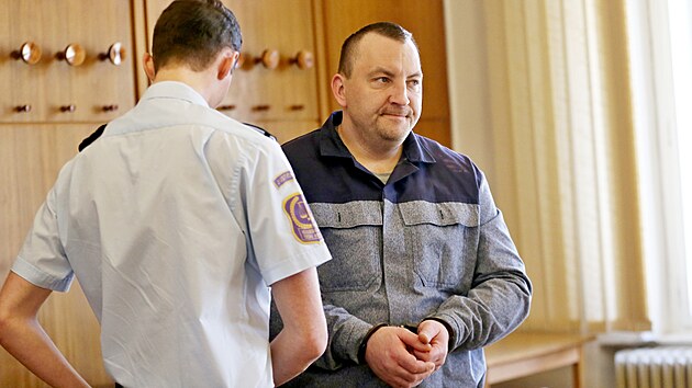 Ji Plenk u odvolacho Krajskho soudu v Brn v kauze kivho obvinn prostjovskch policist.
