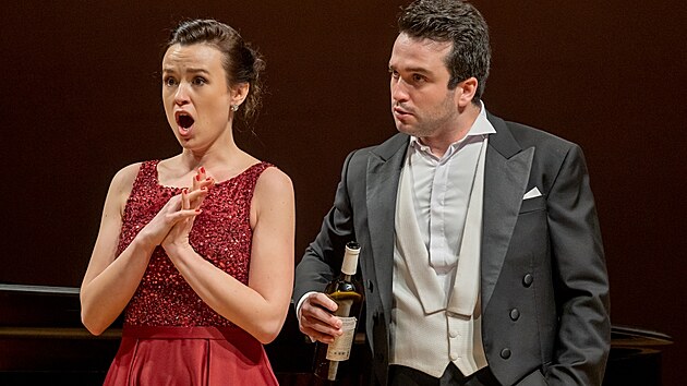 Lada Bo�kov� a Xabier Anduaga na koncert� v Rudolfinu zazp�vali i duet z opery N�poj l�sky