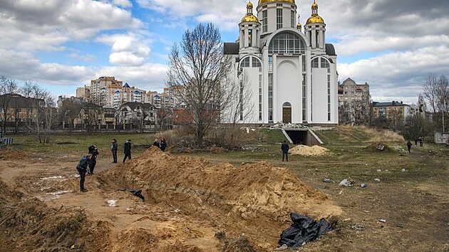 Jako masakr v Buče se označuje hromadné vraždění ukrajinských civilistů ve městě Buča, v Kyjevské oblasti a jeho okolí během ruské invaze na Ukrajinu spáchané ozbrojenými silami Ruské federace v březnu 2022.