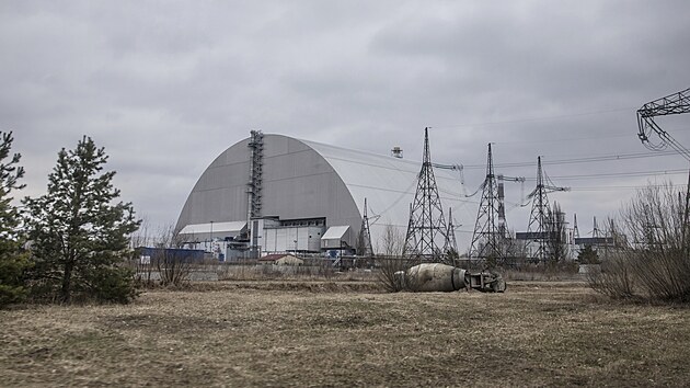 Vichni rut vojci z ernobylu odeli. Odstavenou elektrrnu obsadili hned po zatku invaze na Ukrajinu pi postupu z Bloruska smrem k jihu. (5. dubna 2022)