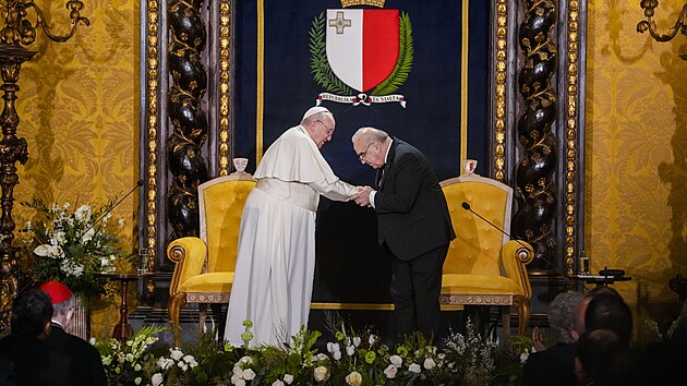 Pape Frantiek a maltsk prezident George Vella (2. dubna 2022)