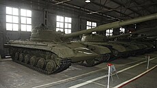 Kdy dostali v Niném Tagilu úkol vytvoit z T-64 mobilizaní variantu se...
